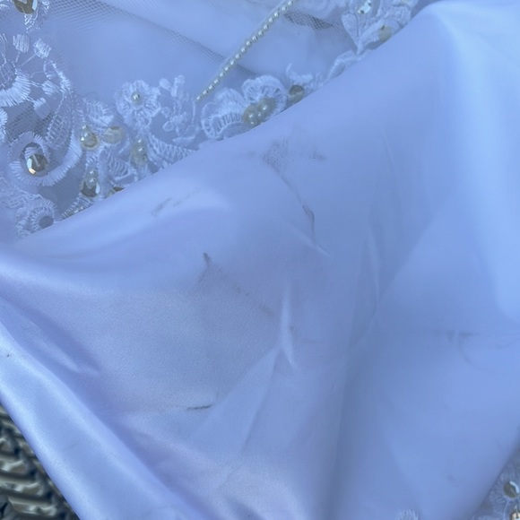 Oleg Cassini NEW NWT white wedding dress off white pearls design lace long trail - Picture 14 of 17